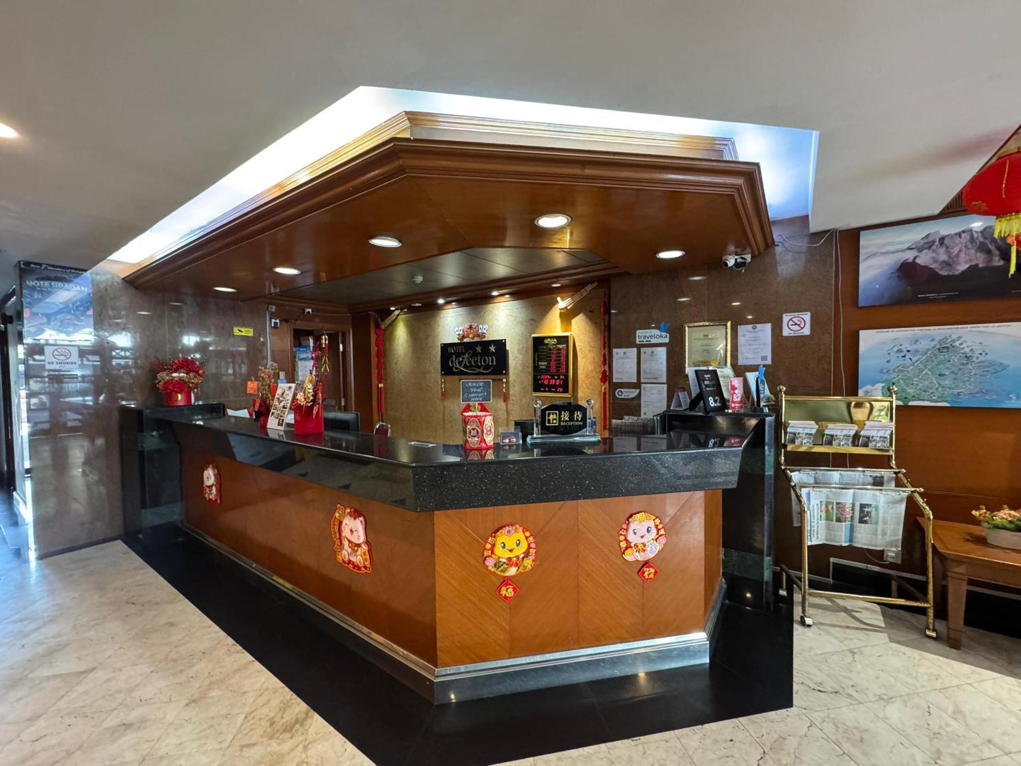 קוטה קינבלו Hotel Deleeton מראה חיצוני תמונה