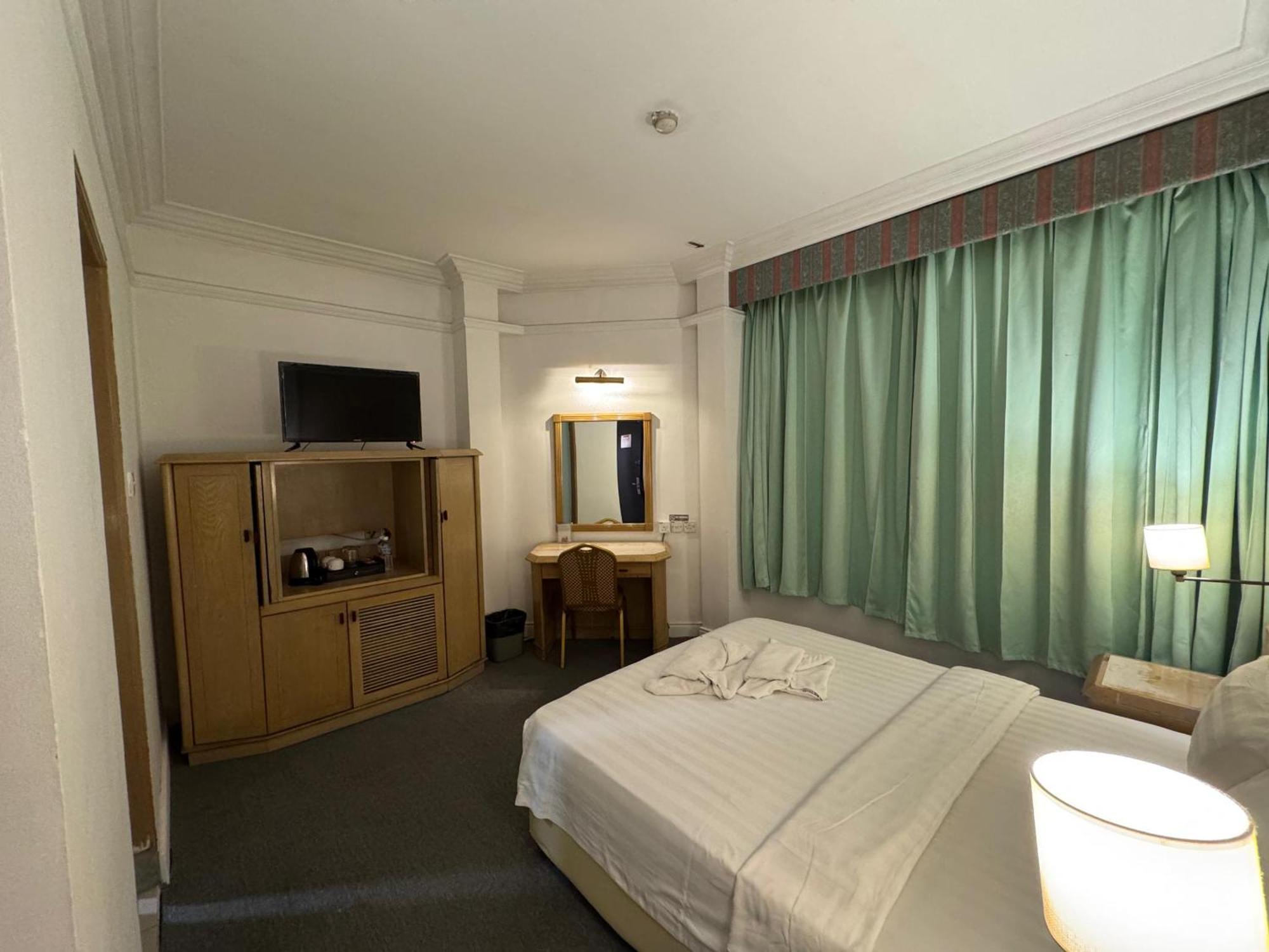 קוטה קינבלו Hotel Deleeton מראה חיצוני תמונה